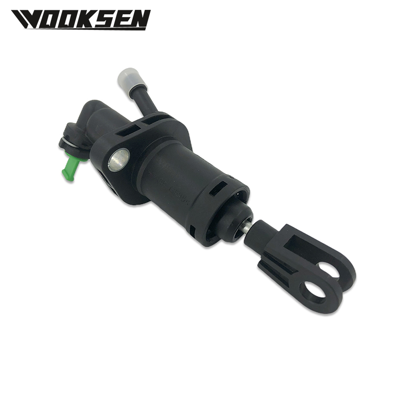 24104708 241111427 Главный цилиндр сцепления