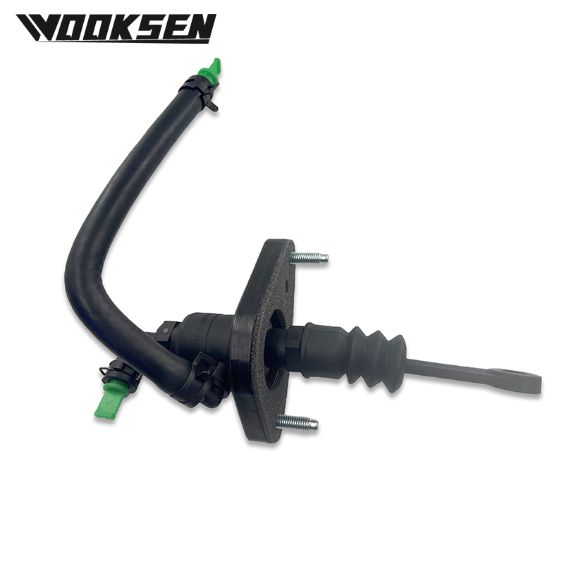 41610-C7910 Главный цилиндр сцепления