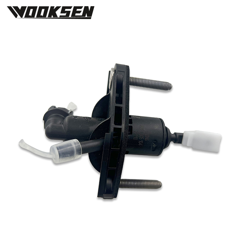 23810-61M00 Главный цилиндр сцепления