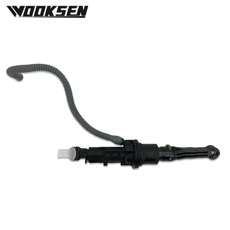 2182.J6 9670810180 9685798980 Главный цилиндр сцепления